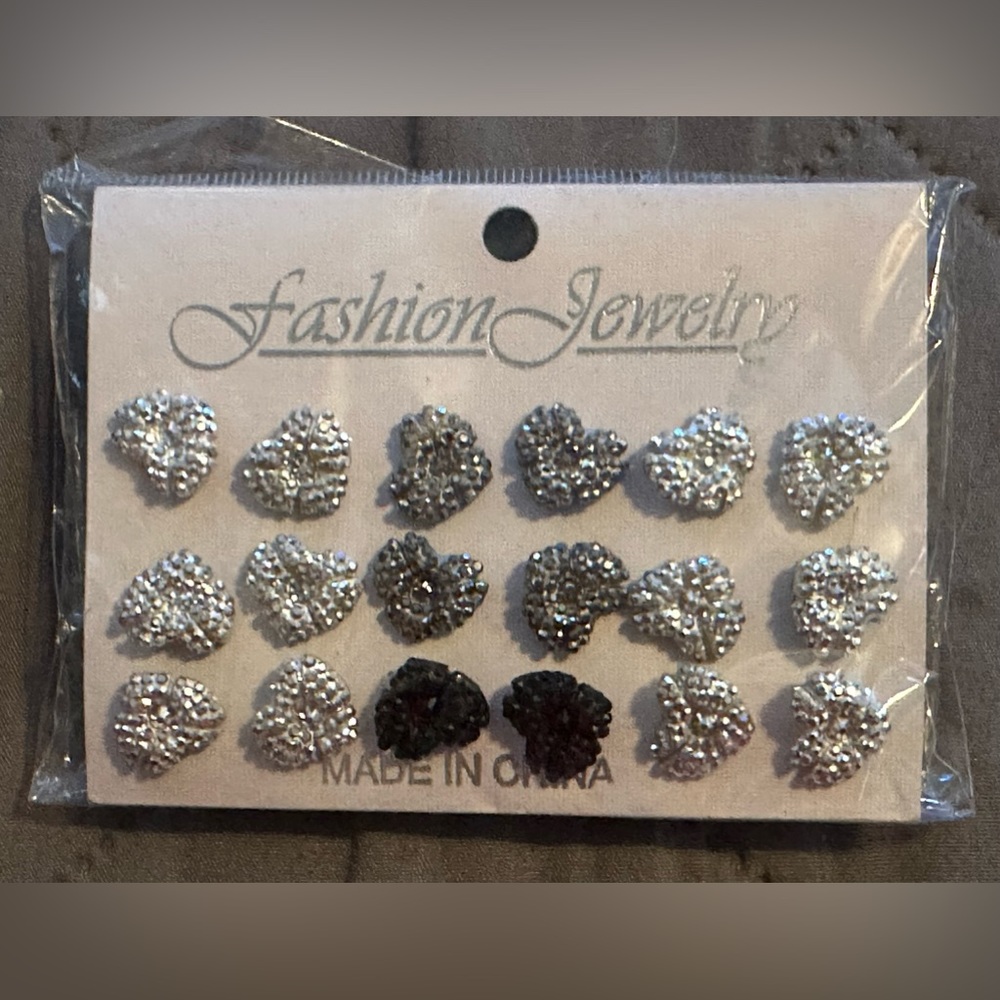 Heart Earring set 9 pack w/rubber backs - New